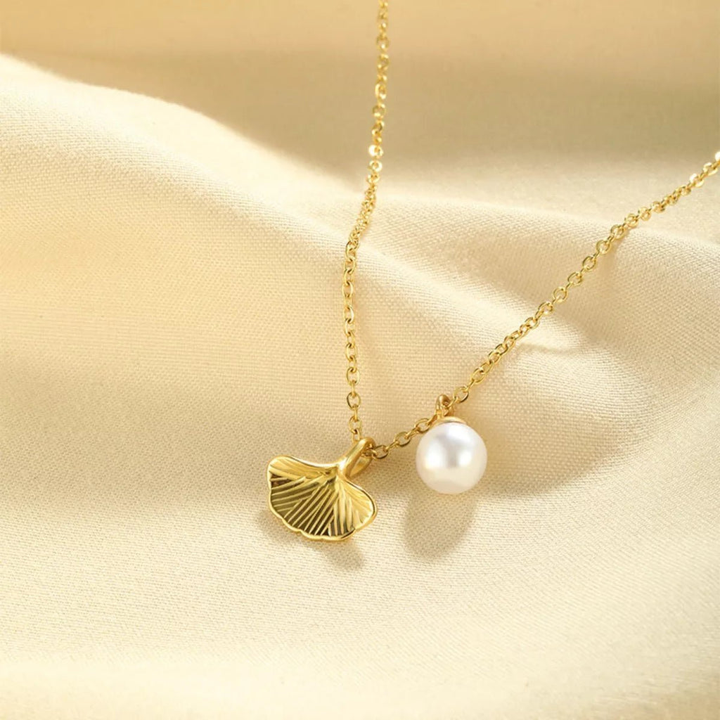Pearl & Shell Pendant Necklace - Q.B.Accessories