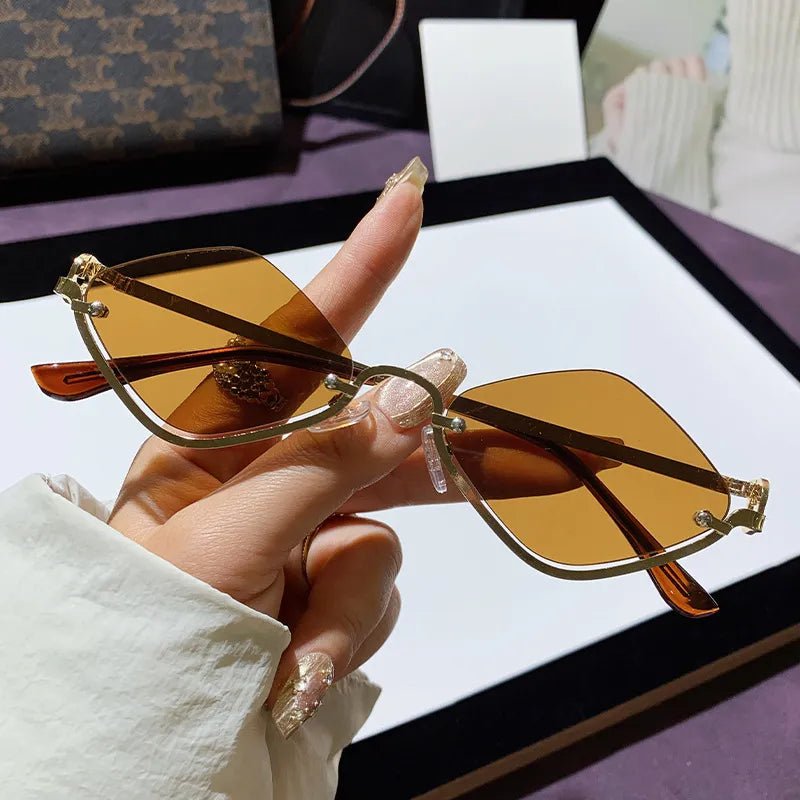 Gold Metal Cat-Eye Sunglasses - Q.B.Accessories